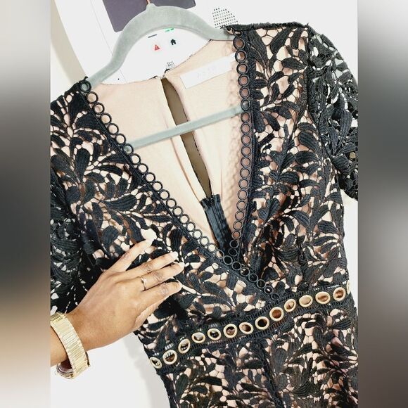 ASTR - Picture 3 of 12